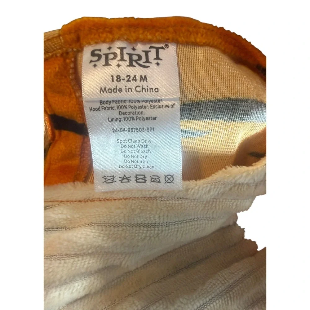 Spirit halloween lil